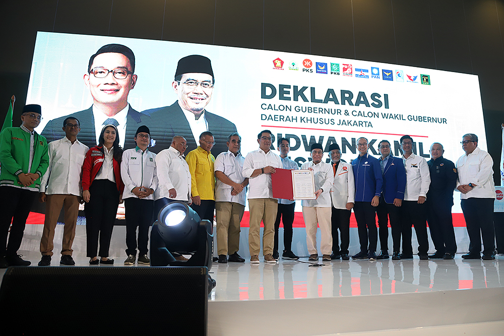 Dukungan 12 parta politik mendeklarasikan calon Gubernur Daerah Khusus Jakarta Ridwan Kamil dan Suswono. (BeritaNasional/Elvis Sendouw)