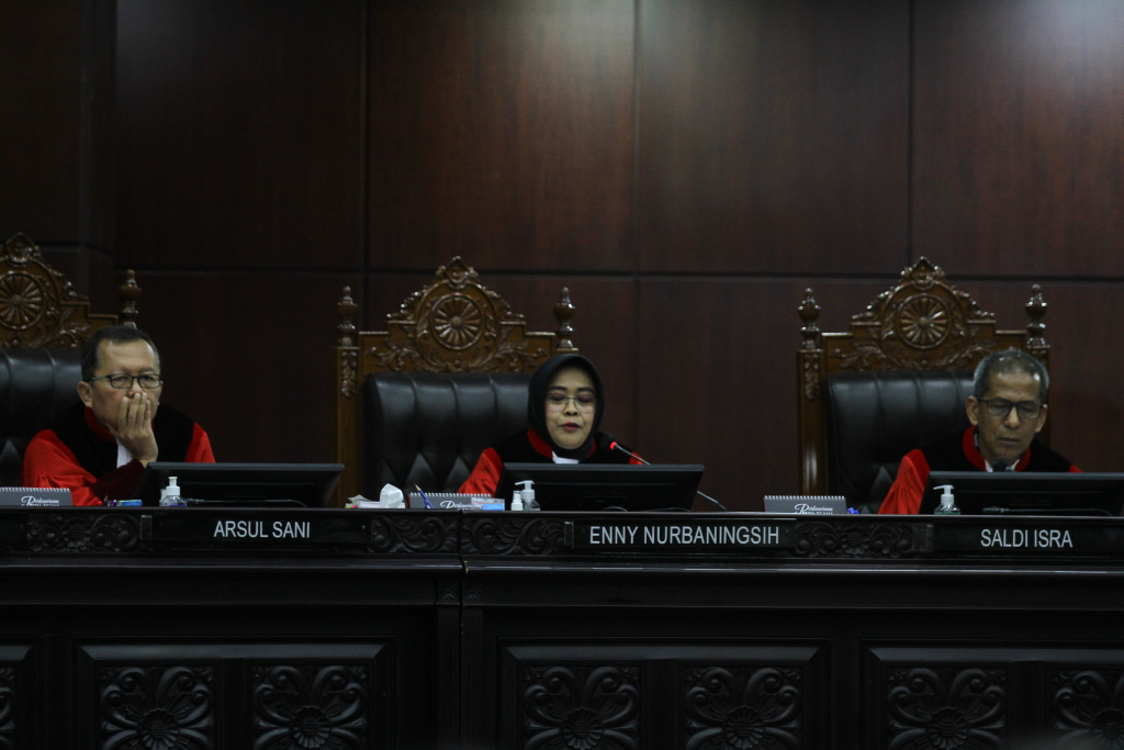 Sidang lanjutan sengketa hasil Pilpres 2024 di Gedung Mahkamah Konstitusi (MK), Jakarta, Jumat (5/4/2024).  (BeritaNasional/Oke Atmaja)