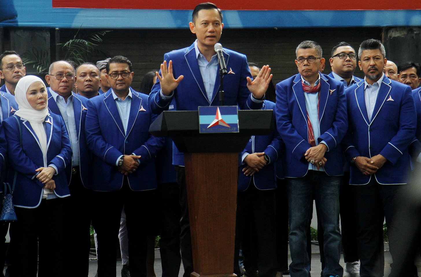 Ketua Umum Partai Demokrat, Agus Harimurti Yudhoyono (AHY) saat memberikan keterangan pers di Kantor DPP Demokrat,Jakarta, Rabu (24/4/2024). (BeritaNasional.com/Oke Atmaja)