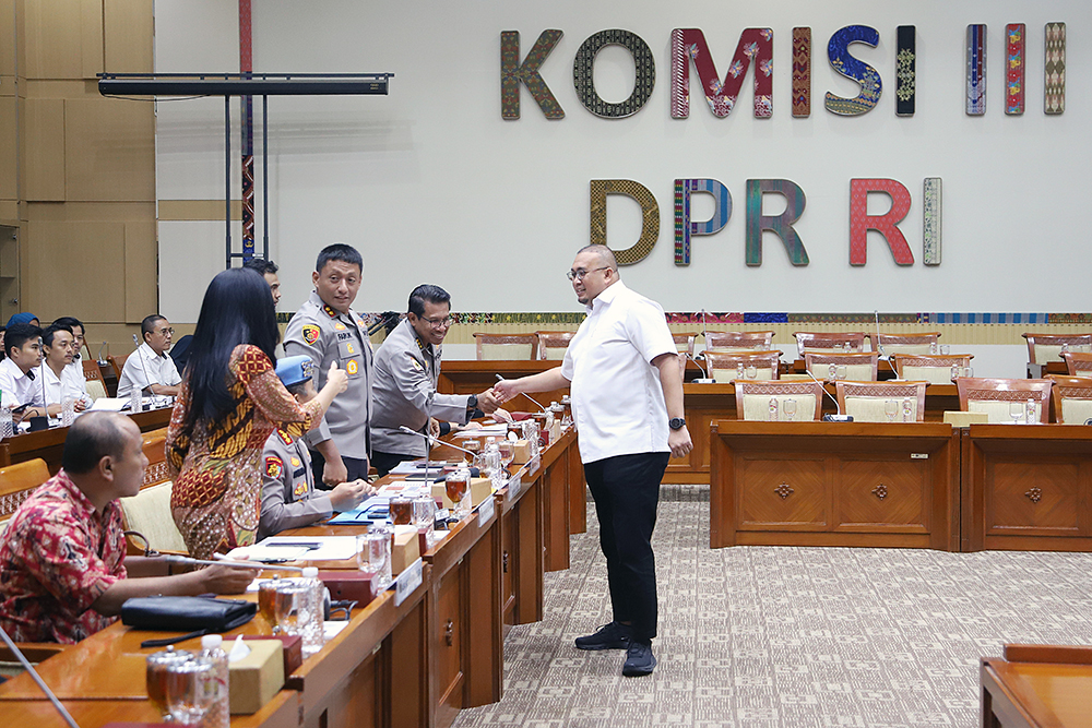 Komisi III DPR terima Audiensi kuasa hukum dan keluarga Rahmad Vaisandri, supir PO Bus asal Sumatera Barat yang menjadi korban pembunuhan. (BeritaNasional/Elvis Sendouw)