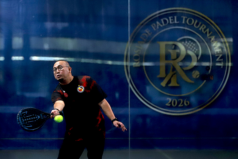 Wakil Ketua Komisi VI DPR RI dari Fraksi Gerindra, Andre Rosiade, membuka Rosiade Padel Tournament Series-2 di Alam Sutra,Tangerang. (BeritaNasional/Elvis Sendouw)