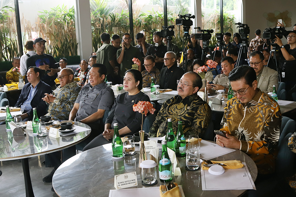 Ketua MPR RI Bambang Soesatyo di hari ulang tahun ke 62 luncurkan 5 buku. (BeritaNasional/Elvis Sendouw)