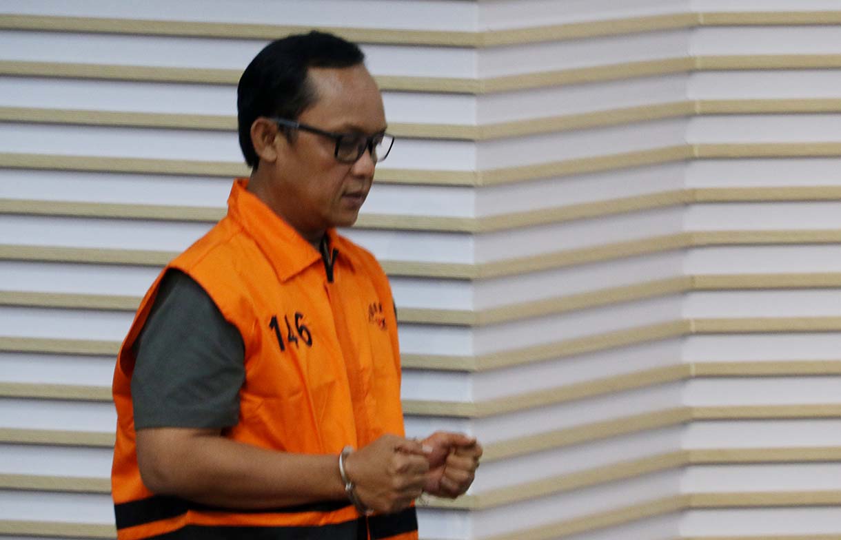 Tersangka kasus dugaan suap dan gratifikasi Bupati Lampung Tengah, Ardito Wijaya. (Beritanasional.com/Oke Atmaja)