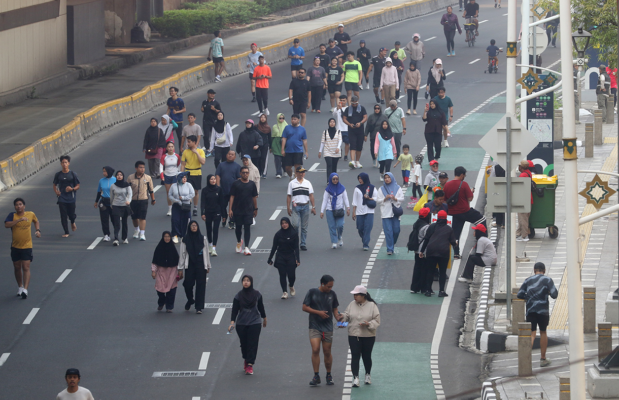 Suasana berbeda tampak di kawasan Jalan H.R. Rasuna Said, Jakarta Selatan, Minggu (10/5/2026).  (Beritanasional.com/Oke Atmaja)
