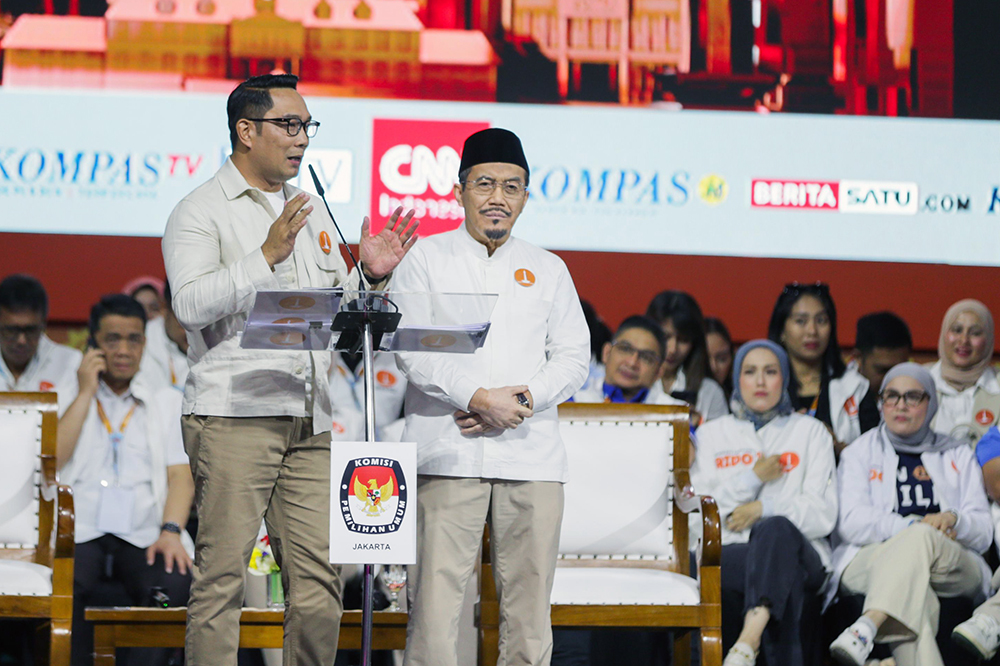 Debat ke 2 Cagub-Cawagub Jakarta di Ancol angkat tema Ekonomi dan Kesejahteraan Sosial. (BeritaNasional/Tim Rido/Elvis Sendouw)