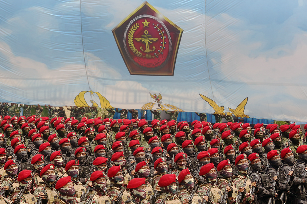 Defile Pasukan HUT TNI ke 80 Defile pasukan pada saat HUT TNI ke 80. (BeritaNasional/Elvis Sendouw)