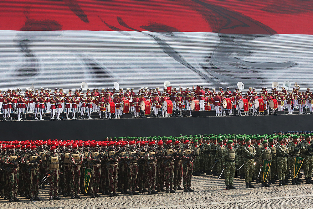 Defile Pasukan HUT TNI ke 80 Defile pasukan pada saat HUT TNI ke 80. (BeritaNasional/Elvis Sendouw)