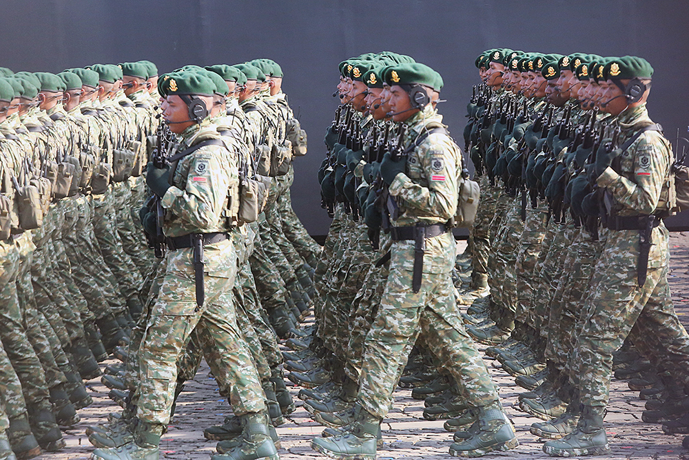 Defile Pasukan HUT TNI ke 80 Defile pasukan pada saat HUT TNI ke 80. (BeritaNasional/Elvis Sendouw)