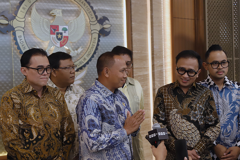 Ketua Dekopin bersama pengurus Dekopin mendatangi kantor BPK. (BeritaNasional/Elvis Sendouw)