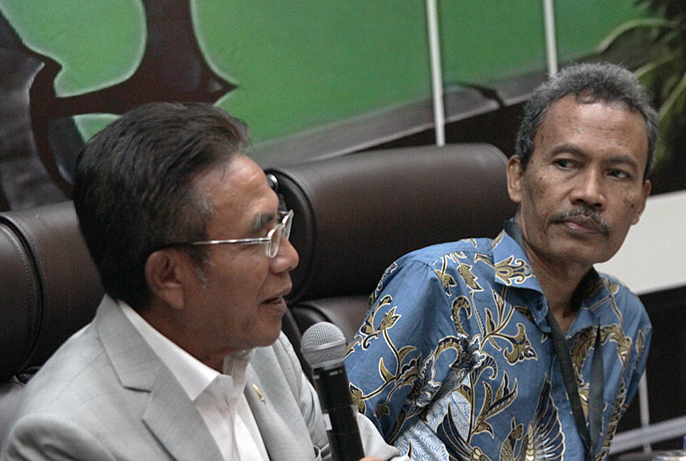 Diskusi DPR Bersama KWP Bahas Ketahanan Pangan Nasional Dialektika Demokrasi dengan tema: “Mengupas Salah Satu Point pada RAPBN 2026 : Memperkuat Ketahanan Pangan Nasional ". (BeritaNasional/Elvis Sendouw)