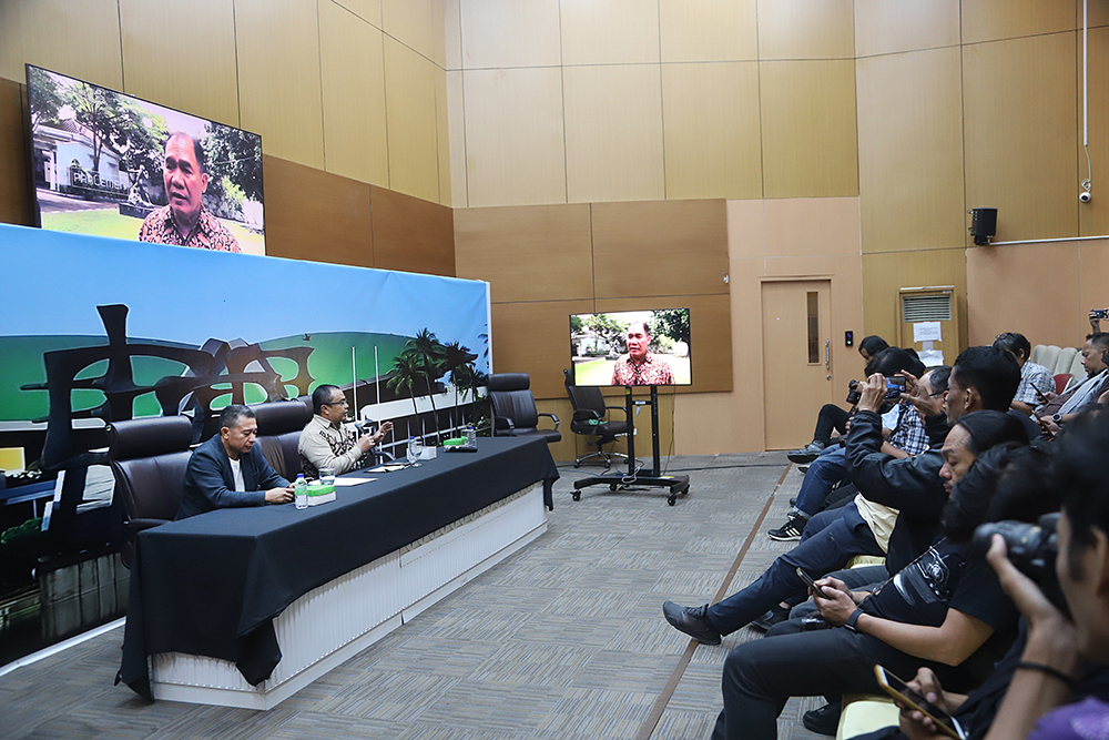 Diskusi DPR Bersama KWP Bahas Potensi Dari Ekonomi Kreatif Diskusi dialektika DPR bersama KWP dengan tema"Memaksimalkan Potensi Dari Ekonomi Kreatif". (BeritaNasional/Elvis Sendouw)