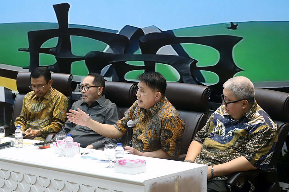 KWP bekerjasama dengan DPR RI gelar diskusi dengan tema  “Mengkaji Rancangan Peraturan Menteri Kesehatan Terkait Industri Tembakau”. (BeritaNasional/Elvis Sendouw)