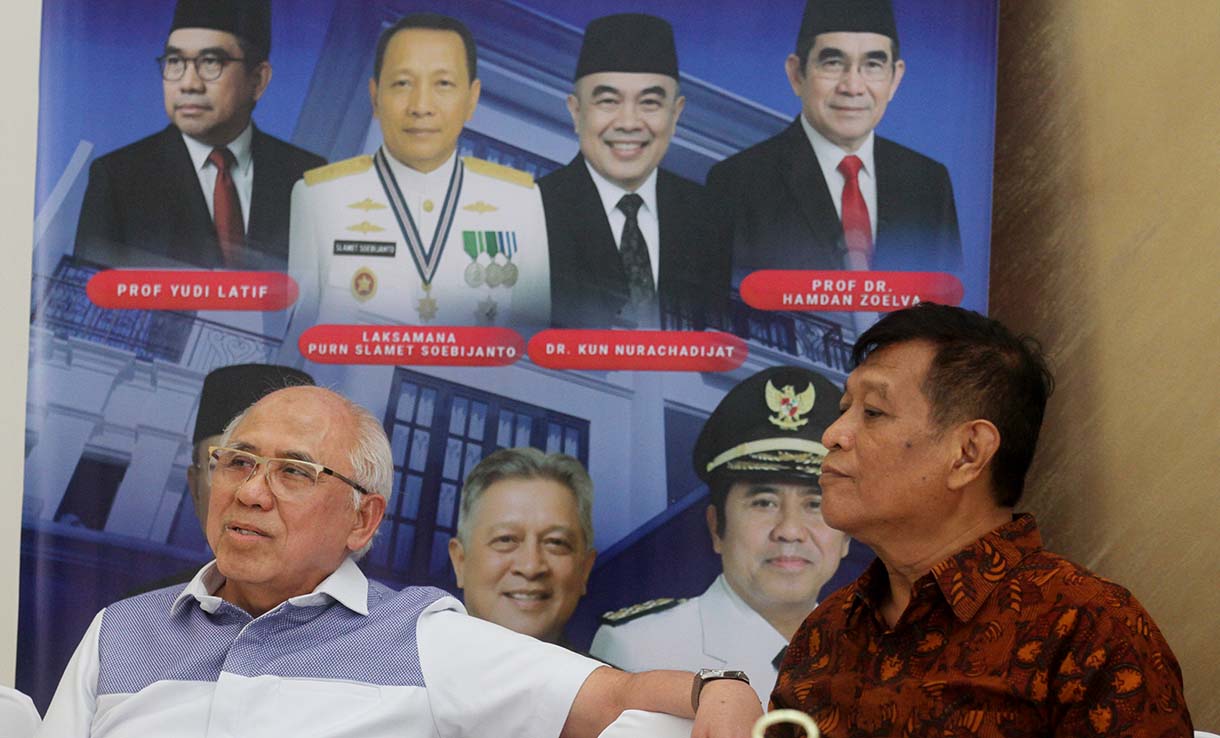 Mayjend Purnawirawan Prijanto memberikan pemaparanya dalam diskusi QUO Vadis Amandemen UUD 45 di Matraman, Jakarta Pusat, Sabtu (3/5/2025). (Beritanasional.com/Oke Atmaja)