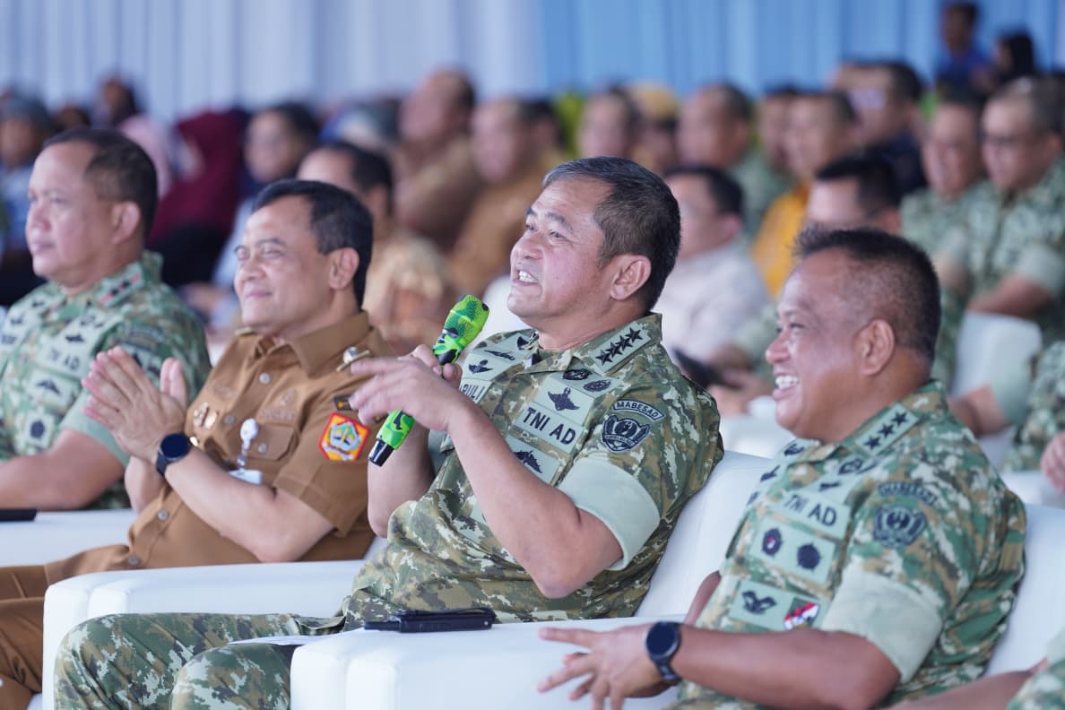 Kepala Staf Angkatan Darat (Kasad) Jenderal TNI Maruli Simanjuntak, M.Sc., meresmikan instalasi pompa hidram di Kecamatan Rawalo, Kabupaten Banyumas, Jawa Tengah.  (BeritaNasional/Elvis/HO Dispenad)