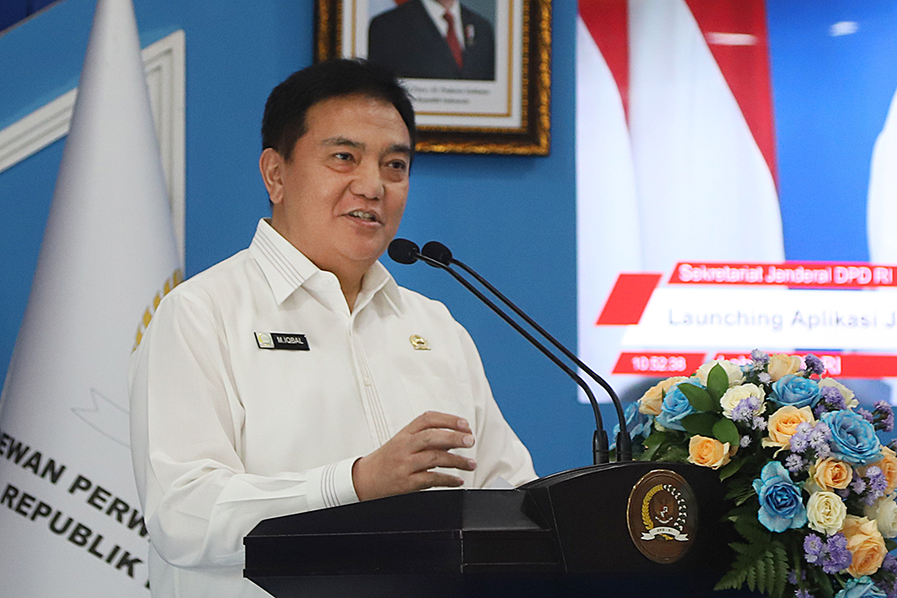 DPD Luncurkan Aplikasi Jaringan Dokumentasi dan Informasi Hukum Versi iOS DPD luncurkan Aplikasi Jaringan Dokumentasi dan Informasi Hukum (JDIH) versi iOS. (BeritaNasional/Elvis Sendouw)