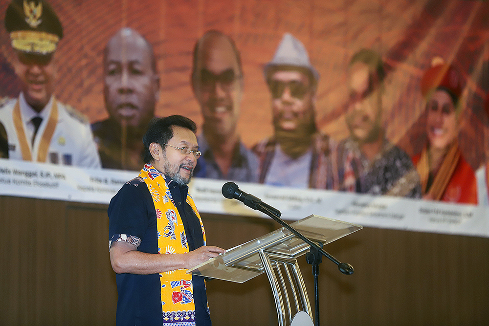 Wakil Ketua Dewan Perwakilan Daerah Republik Indonesia Yorrys Raweyai hadiri diskusi publik tentang Proyek Strategis Nasional (PSN) di Tanah Papua di Jakarta. (BeritaNasional/Elvis Sendouw)