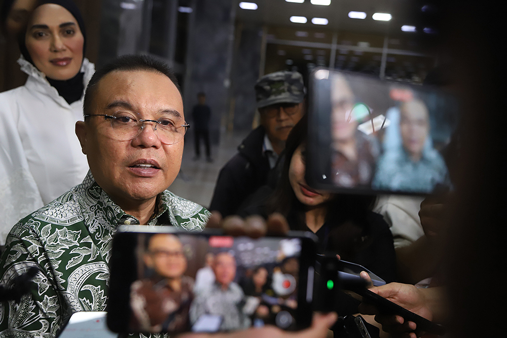 DPR Berikan Pertimbangan dan Persetujuan Abolisi dan Amnesti untuk Hasto Kristiyanto dan Tom Lembong Konferensi pers abolisi Tom Lembong dan amnesti Hasto. (BeritaNasional/Elvis Sendouw)