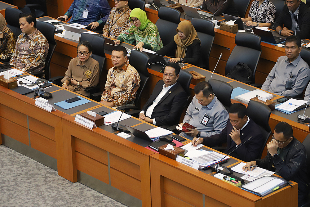 Rapat kerja komisi I bersama pemerintah bahas RUU TNI. (BeritaNasional/Elvis Sendouw)