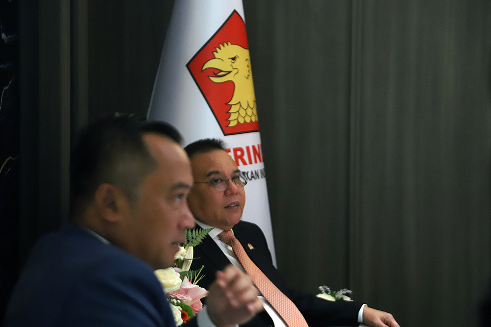 Dewan Perwakilan Rakyat (DPR) melakukan pertemuan dengan Himbara sinergi untuk evaluasi perkembangan sektor perbankan. (BeritaNasional/Elvis Sendouw)