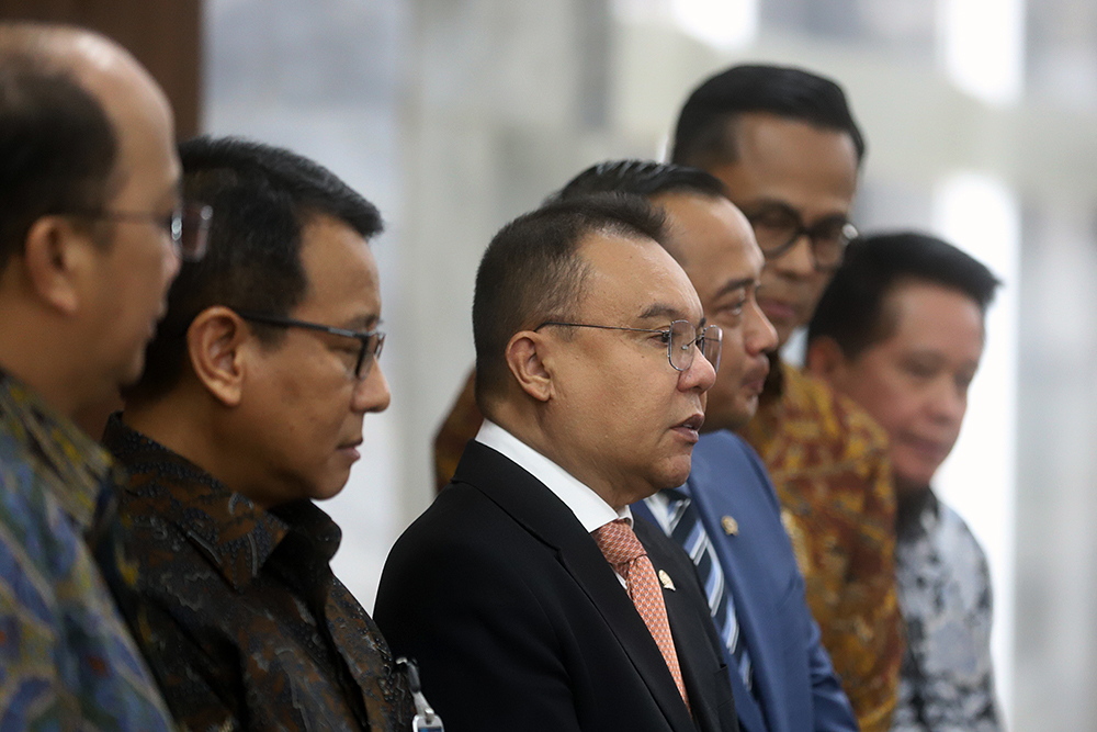 Dewan Perwakilan Rakyat (DPR) melakukan pertemuan dengan Himbara sinergi untuk evaluasi perkembangan sektor perbankan. (BeritaNasional/Elvis Sendouw)