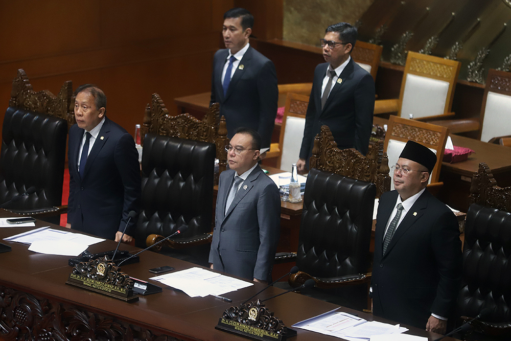 Wakil Ketua DPR Sufmi Dasco Ahmad menerima pandangan akhir pemerintah dari Menteri Keuangan terkait RUU Perubahan P2SK menjadi UU. (BeritaNasional/Elvis Sendouw)