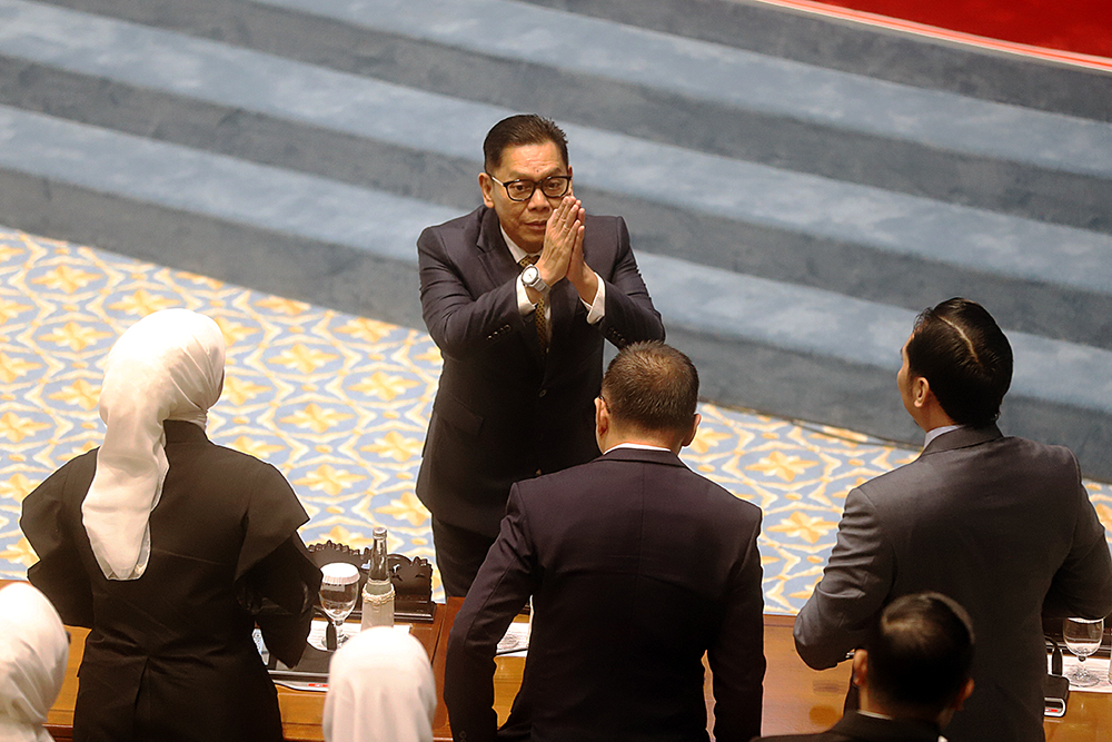 DPR mengesahkan Adies Kadir sebagai hakim Konstitusi unsur DPR RI. (BeritaNasional/Elvis Sendouw)