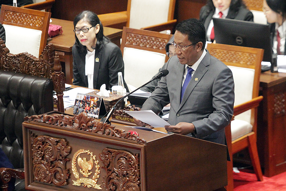 Rapat Paripurna ke-8 DPR RI Masa Persidangan II Tahun Sidang 205-2026.  DPR menyetujui Rancangan Undang-Undang (RUU) KUHAP. (BeritaNasional/Elvis/HO)