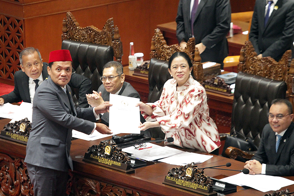 Rapat Paripurna ke-8 DPR RI Masa Persidangan II Tahun Sidang 205-2026.  DPR menyetujui Rancangan Undang-Undang (RUU) KUHAP. (BeritaNasional/Elvis/HO)
