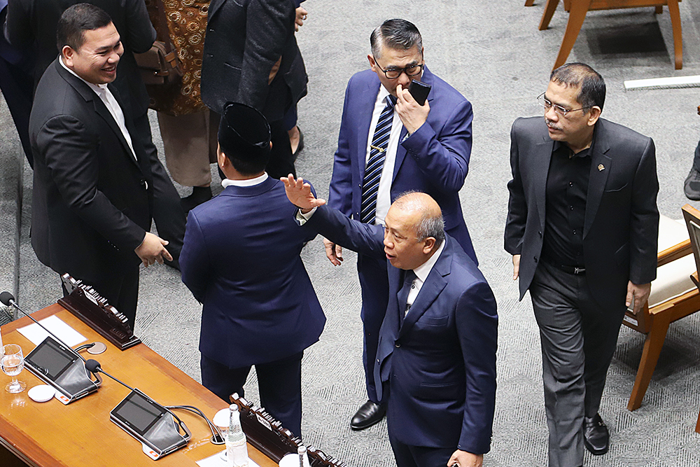 Rapat Paripurna Rancangan Undang-Undang tentang Perubahan Keempat Atas Undang-Undang Nomor 4 Tahun 2009 Tentang Pertambangan Mineral dan Batubara. (BeritaNasional/Elvis Sendouw)