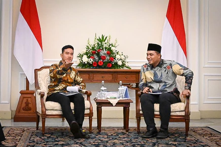 Wapres Gibran Rakabuming menerima audiensi Pimpinan Wilayah Gerakan Pemuda (PW GP) Ansor Provinsi Jawa Tengah (Jateng) di Istana Wakil Presiden. (BeritaNasional/Elvis/HO Setwapres)