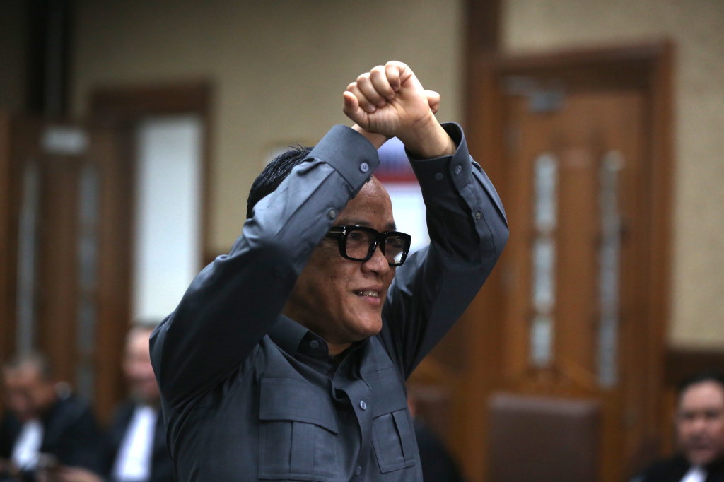 Terdakwa kasus dugaan pemerasan dalam pengurusan sertifikat K3 di Kementerian Ketenagakerjaan Immanuel Ebenezer mengikuti sidang pembacaan putusan di Pengadilan Tipikor, Jakarta, Kamis (4/6/2026). (Beritanasonal.com/Oke Atmaja)