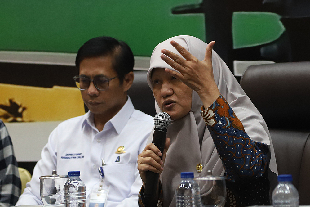 Forum Legislasi Tema: “Efisiensi RUU Transportasi Online " Biro Pemberitaan DPR RI menggelar Forum Legislasi dengan tema: “Efisiensi RUU Transportasi Online " di Ruang PPIP Gedung Nusantara I DPR RI, Senayan Jakarta. (BeritaNasional/Elvis Sendouw)