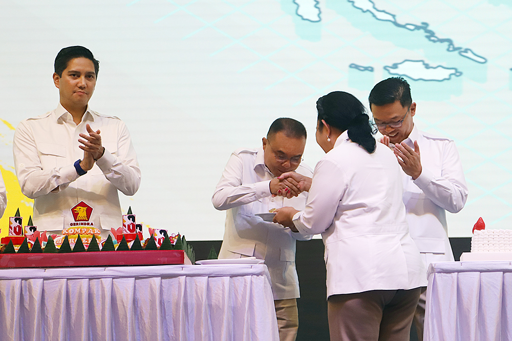 Fraksi Partai Gerinda di DPR merayakan hari ulang Tahun Partai Gerindra ke 18. (BeritaNasional/Elvis Sendouw)