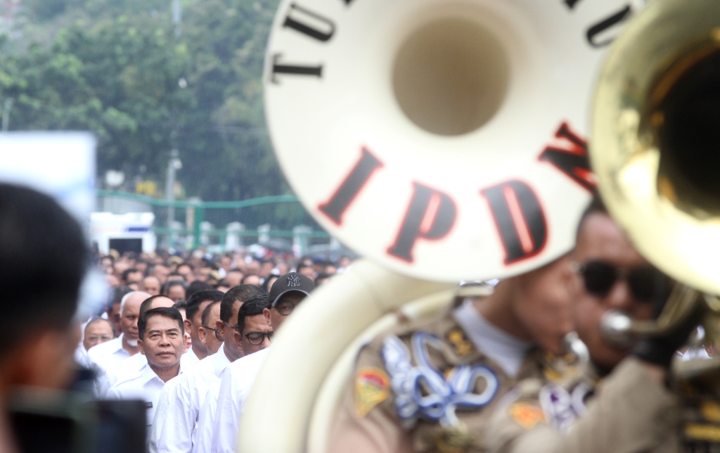 Sejumlah kepala daerah terpilih mengikuti pengarahan dan gladi bersih pelantikan kepala daerah di kawasan Monas, Jakarta, Rabu (19/2/2025).  (Berita Nasional.com/Oke Atmaja)