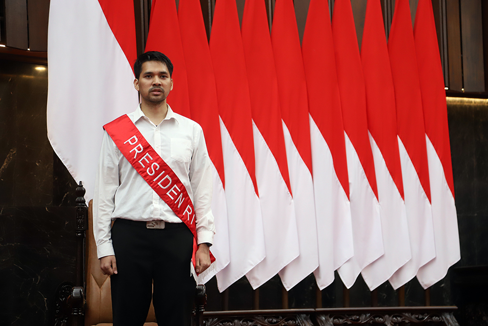 Gladi bersih persiapan Sidang Tahunan MPR RI 2025 Tim peraga melakukan gladi bersih persiapan Sidang Tahunan MPR 2025. (BeritaNasional/Elvis Sendouw)