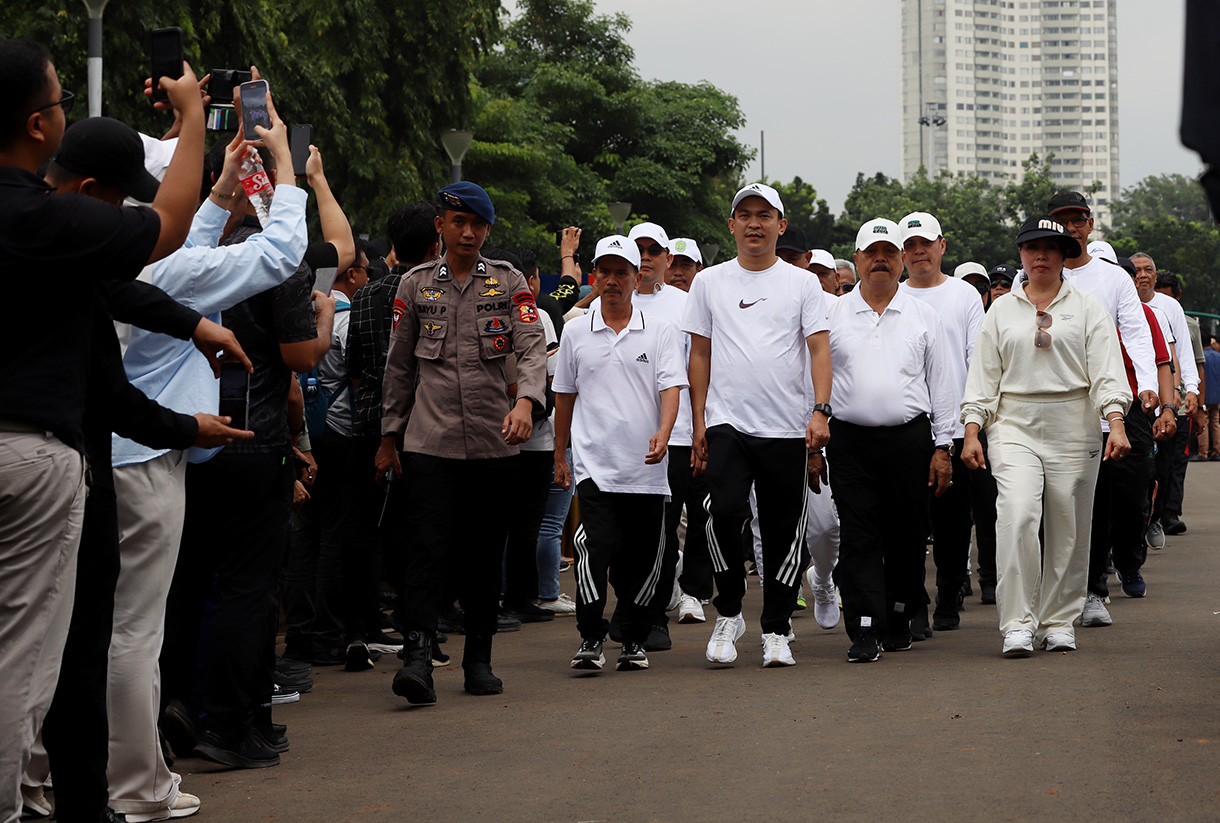 Sejumlah kepala daerah terpilih mengikuti pengarahan dan gladi pelantikan kepala daerah di kawasan Monas, Jakarta, Selasa (18/2/2025).  (Beritanasional.com/Oke Atmaja)