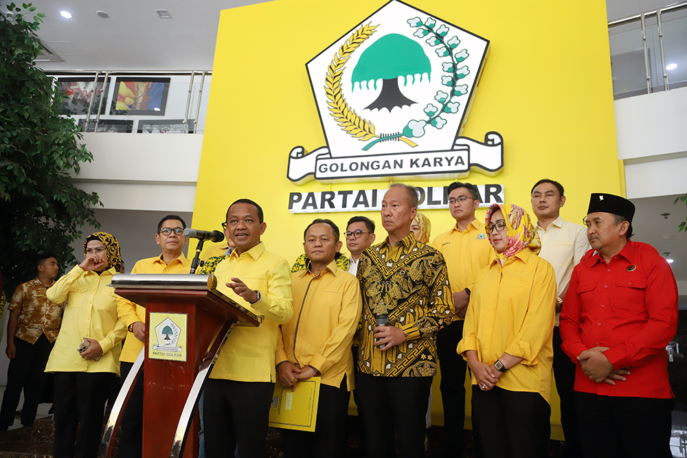 Golkar umumkan pasangan cagub dan cawagub Banten Airin dan Ade. (BeritaNasional/Elvis Sendouw)