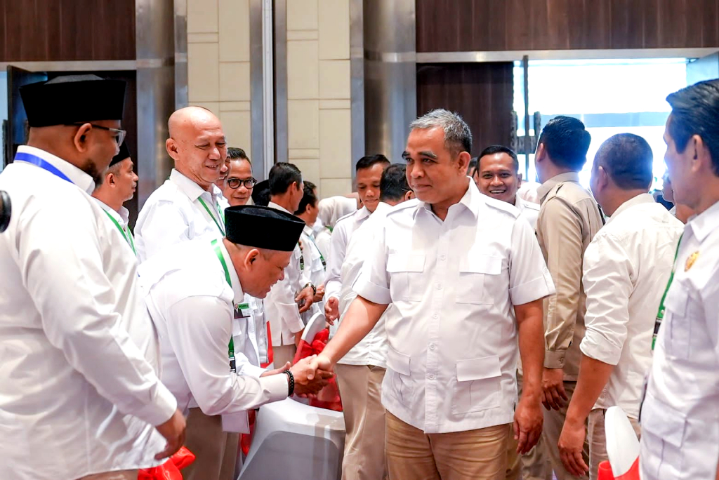 Sekjen Gerindra Ahmad Muzani hadir dalam Rapat Koordinasi pengurus Partai Gerindra se-Jawa Barat, di Karawang, Jawa Barat, Senin (13/5/2024).  (BeritaNasional/HO/Elvis Sendouw)