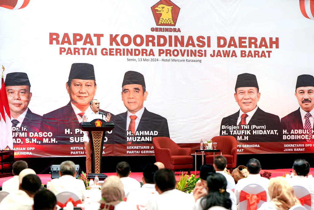 Sekjen Gerindra Ahmad Muzani hadir dalam Rapat Koordinasi pengurus Partai Gerindra se-Jawa Barat, di Karawang, Jawa Barat, Senin (13/5/2024).  (BeritaNasional/HO/Elvis Sendouw)