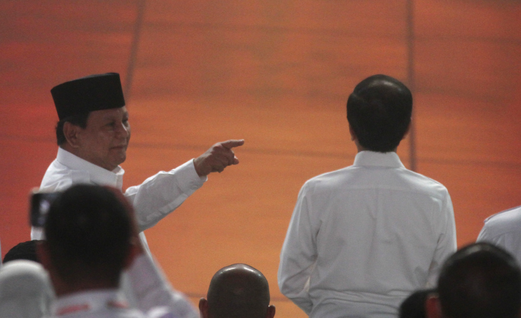 Presiden yang juga Ketua Umum Partai Gerindra Prabowo Subianto menyampaikan pidato saat perayaan HUT Ke-17 Partai Gerindra di Sentul International Convention Center, Bogor, Jawa Barat, Sabtu (15/2/2025).  (Berita Nasional.com/Oke Atmaja)