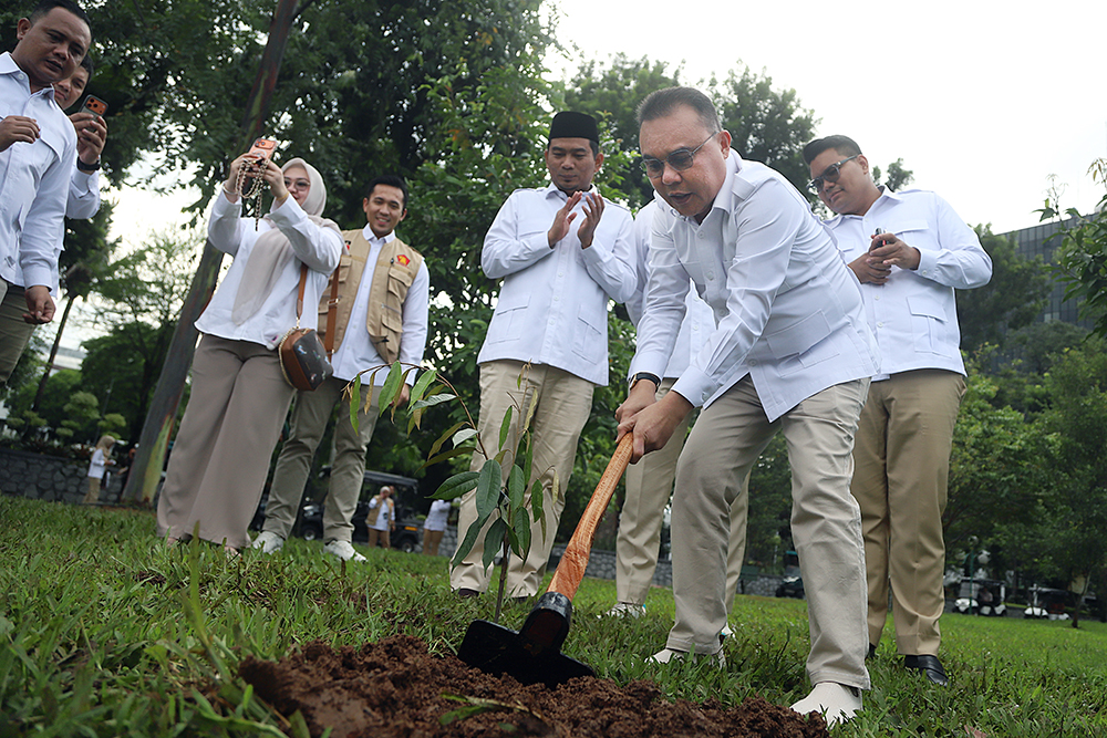 Fraksi Partai Gerindra DPR menggelar sejumlah kegiatan sosial dalam perayaan HUT Partai Gerindra di DPR. (BeritaNasional/Elvis Sendouw)