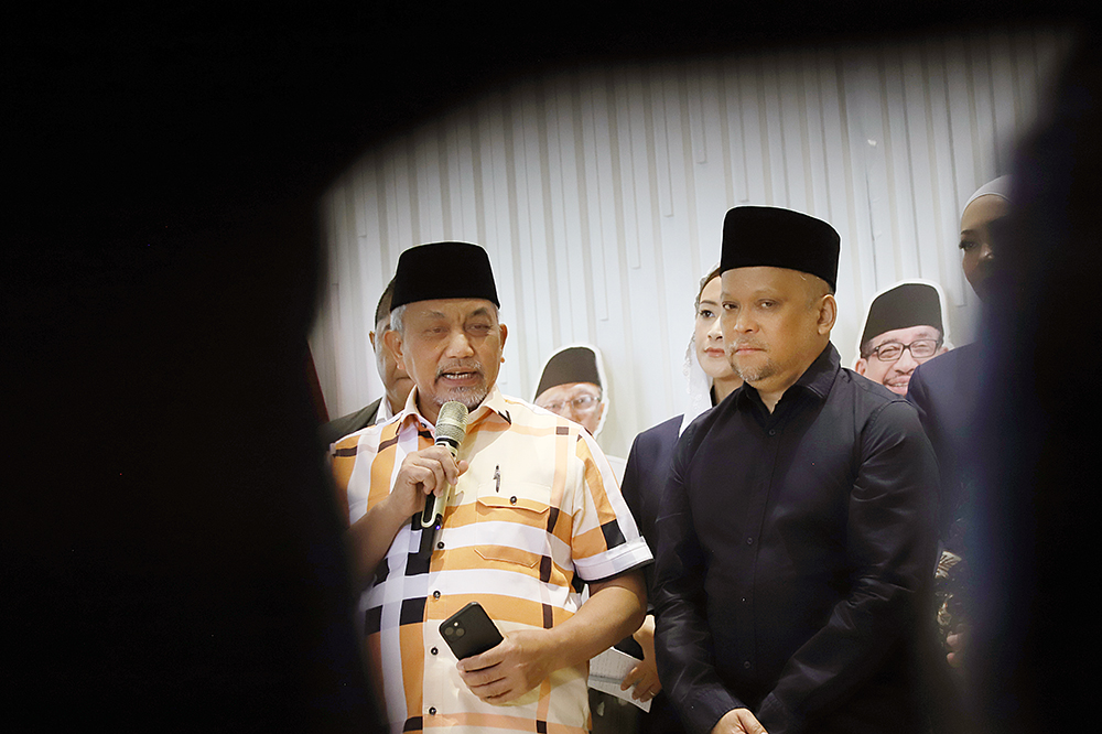 Bakal Calon Gubernur Jawa Barat yang diusung Partai Nasdem Ilham Akbar Habibie sambangi DPP PKS. (BeritaNasional/Elvis Sendouw)