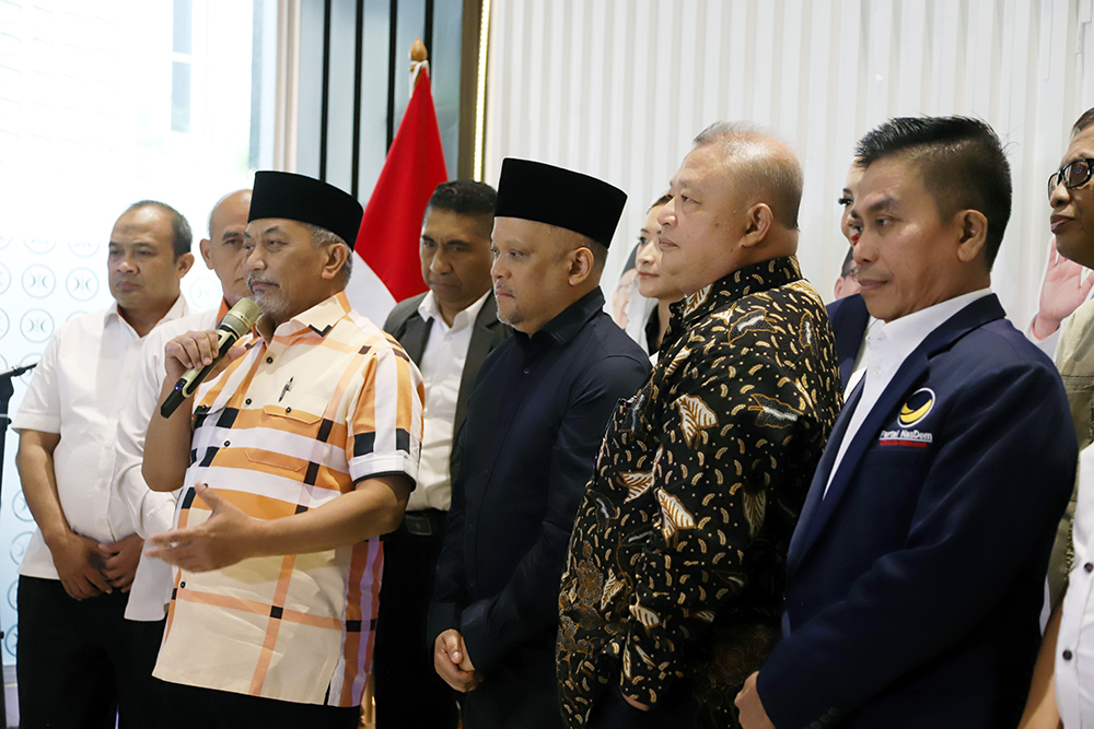 Bakal Calon Gubernur Jawa Barat yang diusung Partai Nasdem Ilham Akbar Habibie sambangi DPP PKS. (BeritaNasional/Elvis Sendouw)