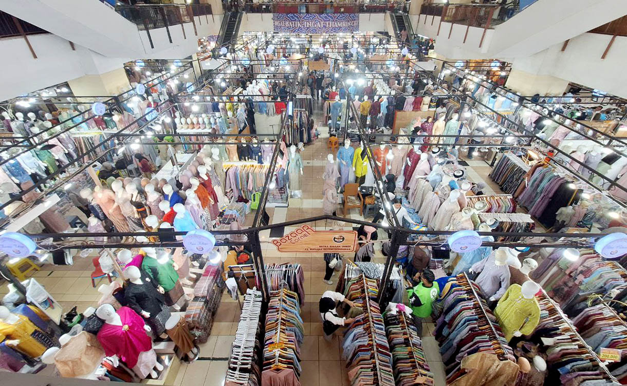 Suasana di Pusat Perbelanjaan Thamrin City, Jakarta, Kamis (13/11/2025).  (Beritanasional.com/Oke Atmaja)