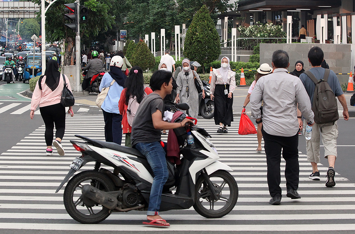 Suasana di Jalan MH.Thamrin,Jakarta Pusat, Rabu (10/7/2024). (BeritaNasional.com/Oke Atmaja)