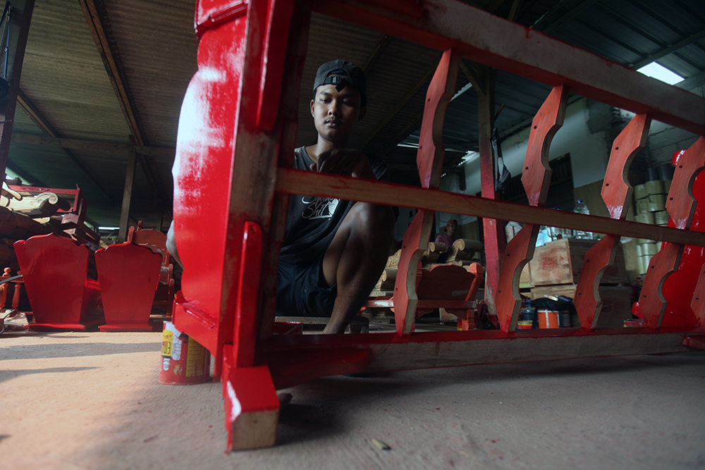 Pembuatan alat musik tradisional Jawa di Sentra Kerajinan Gamelan Rumahan Daliyo Legiyono di Banguntapan, Bantul, Daerah Istimewa Yogyakarta. (BeritaNasional/Elvis Sendouw)