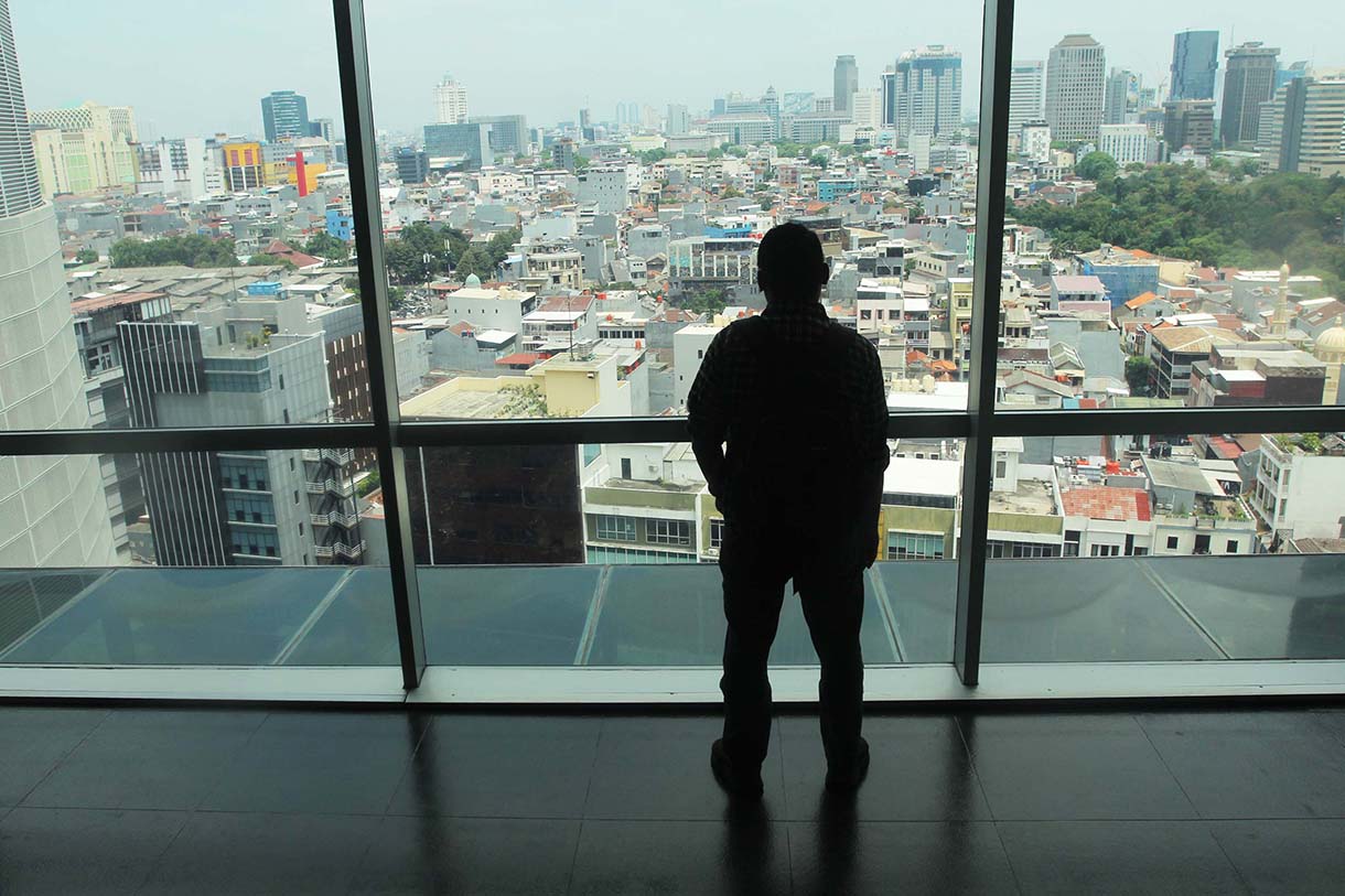 Suasana pemukiman padat penduduk warga yang penuh sesak di kawasan Tanah Abang, Jakarta, Selasa (12/11/2024). (BeritaNasional.com/Oke Atmaja)