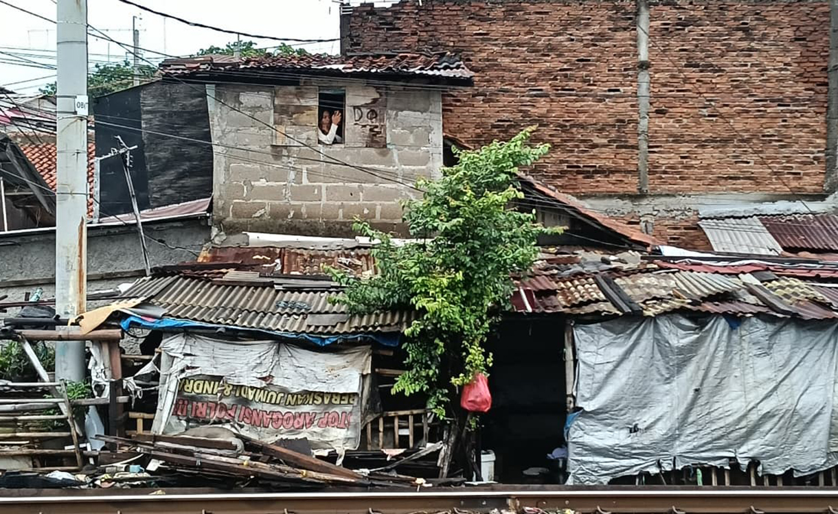 Suasana di Kawasan jalan Anyer,Menteng, Jakarta, Jumat (18/1/2026).  (Beritanasional.com/Oke Atmaja)