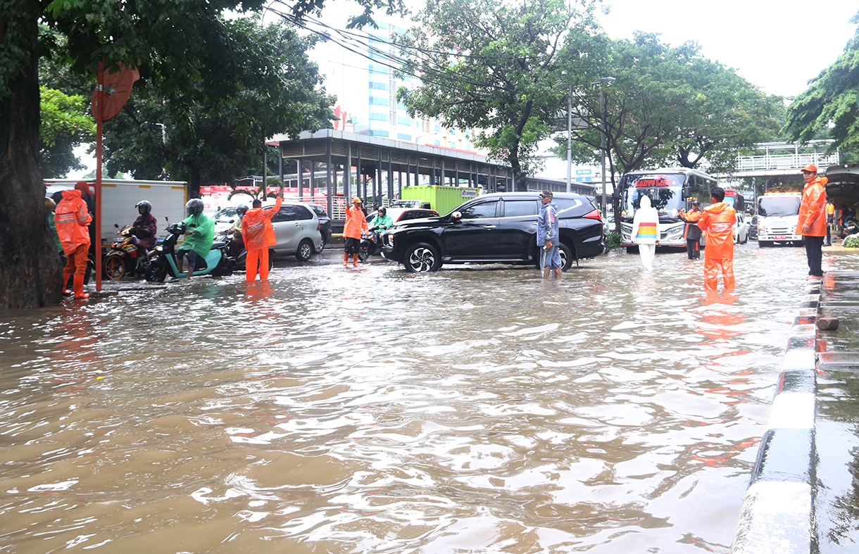 Ilustrasi banjir Jakarta. (Beritanasional.com/Oke Atmaja)