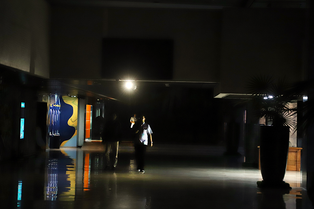 Suasana DPR pasca melakukan penghematan energi. (BeritaNasional/Elvis Sendouw)